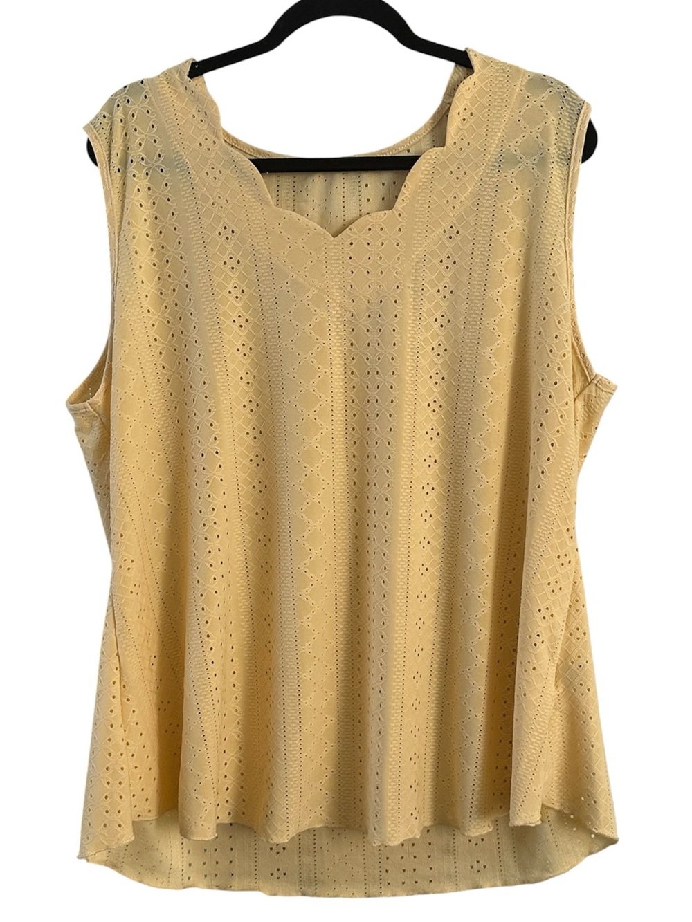 Yellow Sleeveless Eyelet Top Size 3XL - Picture 2 of 6